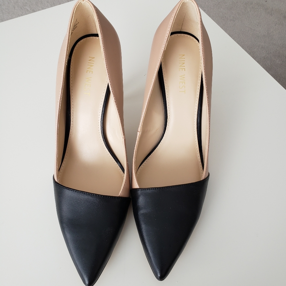 Nine West Taupe/Black Heels Sz 8